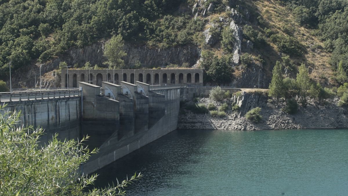 Embalse del Porma, este otoño. ángelopez