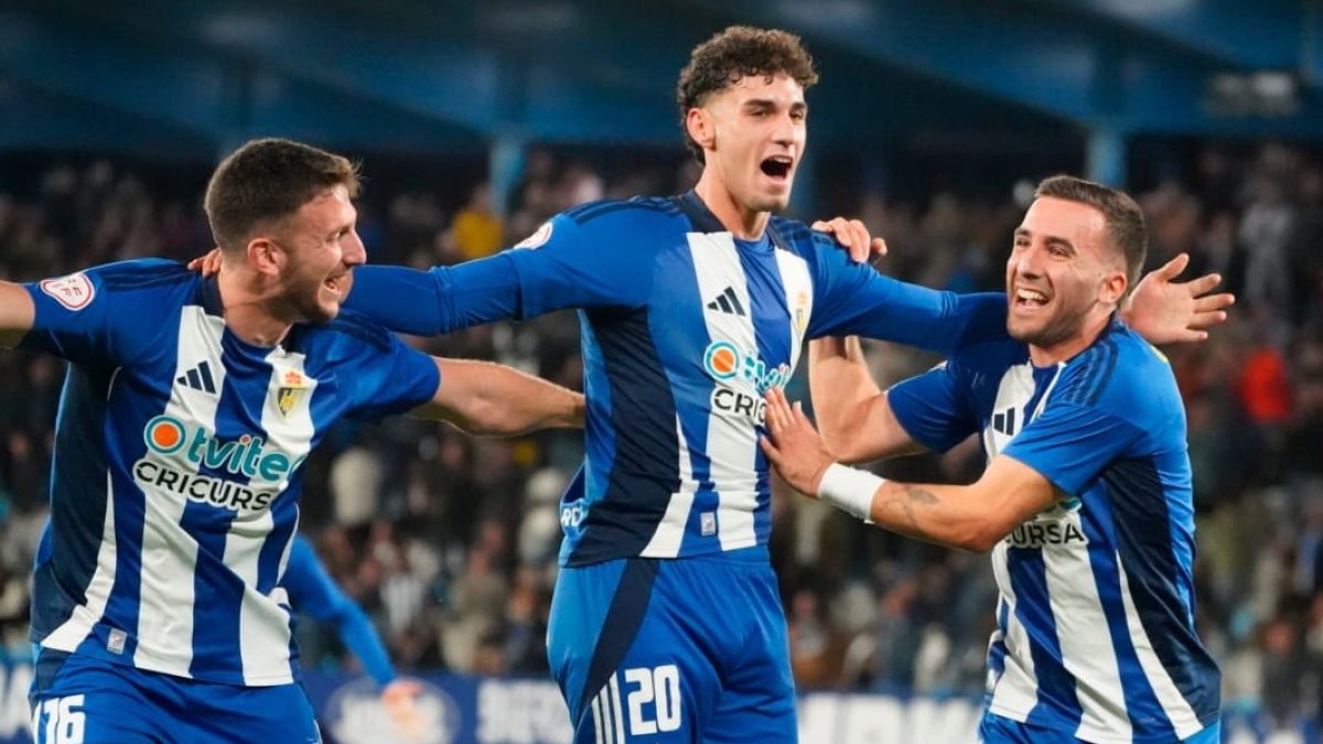 La Deportiva sumó un merecido y sobresaliente triunfo frente al Amorebieta.