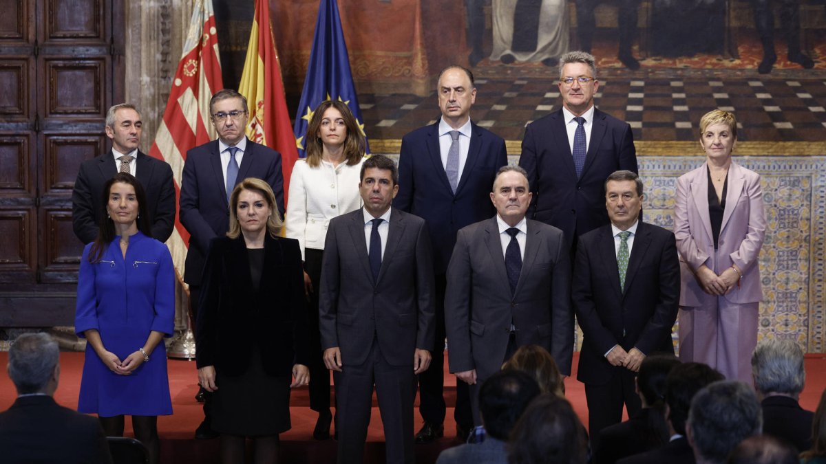  Carlos Mazón ayer, con su nuevo Consell.