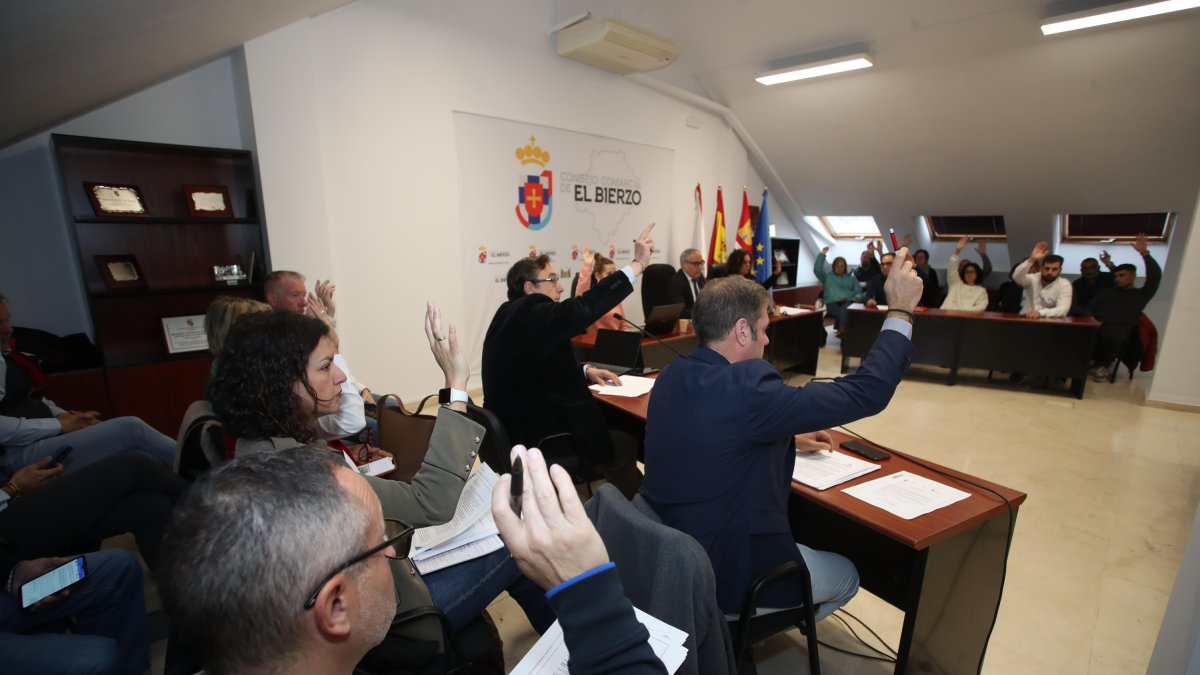 Votación en el Pleno de este martes.