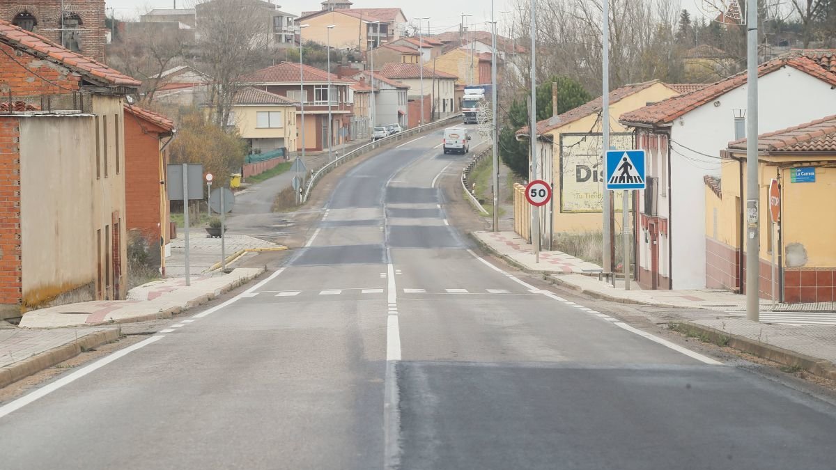 Una vista del tablero que resulta en el asfalto. ángelopez
