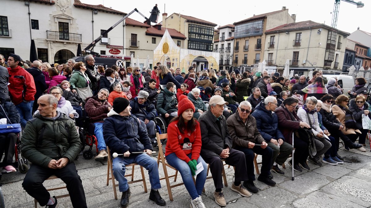 Celebración del Día de la Discapacidad en la Plaza de San Marcelo.