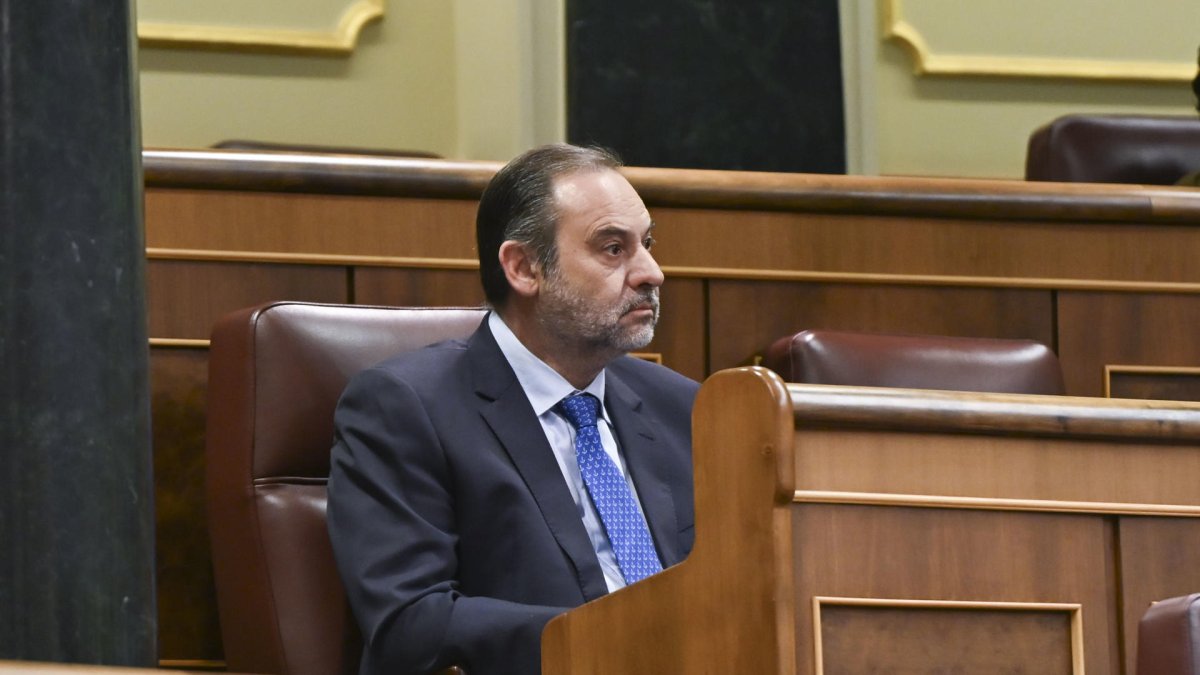 Imagen de archivo del exministro de Transportes José Luis Ábalos. EFE/ Fernando Villar