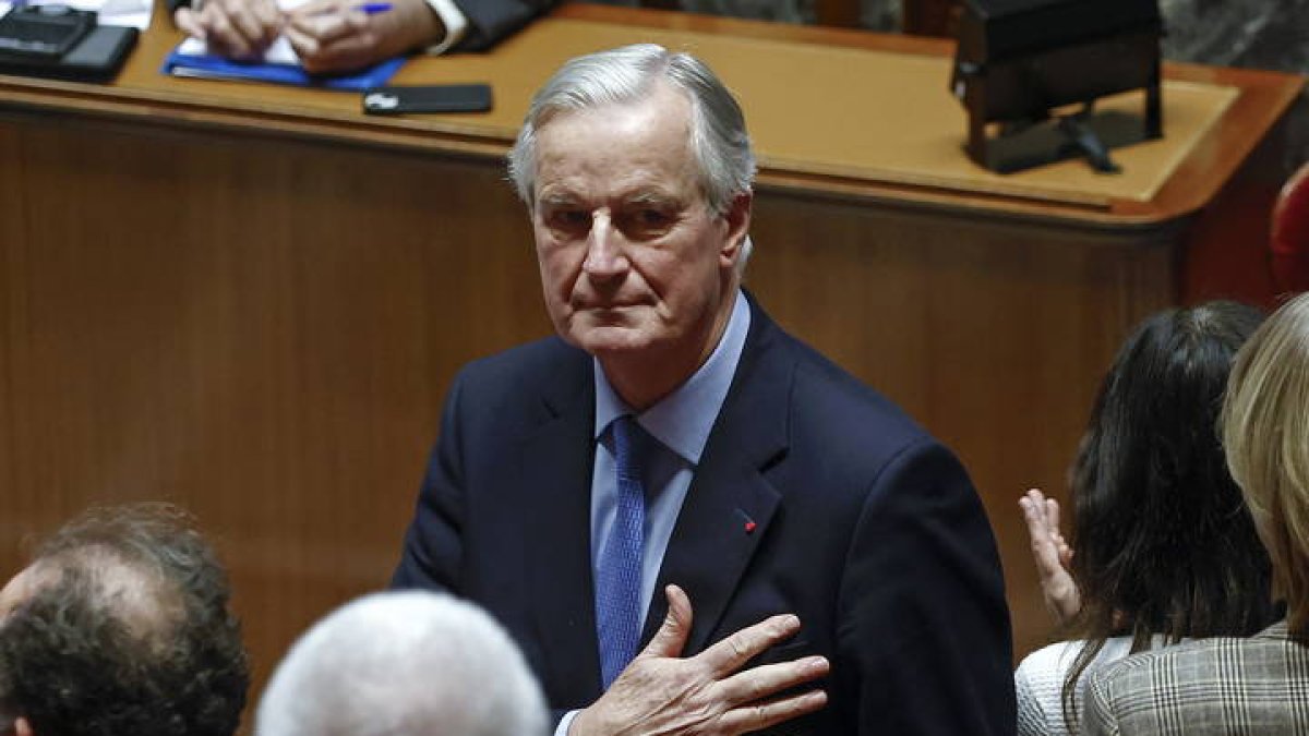 El primer ministro francés Michel Barnier durante la reunión de la Asamblea.