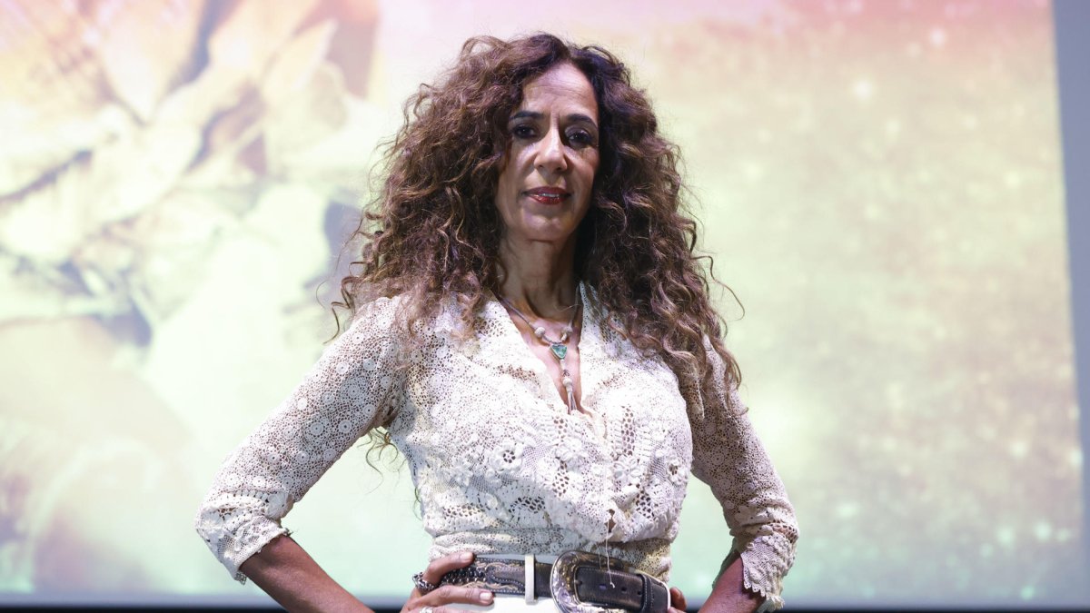 Rosario Flores en la presentación de su nuevo disco `Universo de Ley` en el teatro Albéniz la semana pasada en Madrid. EFE/ Blanca Millez