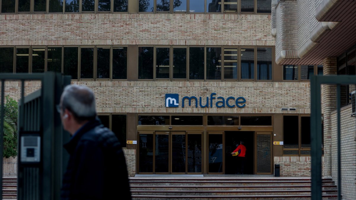 Fachada de un edificio de Muface.