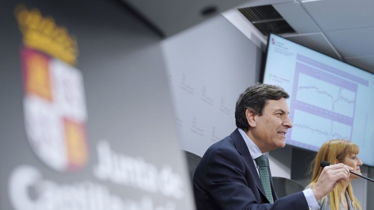 El consejero de Economía y Hacienda y portavoz, Carlos Fernández Carriedo. nacho gallego