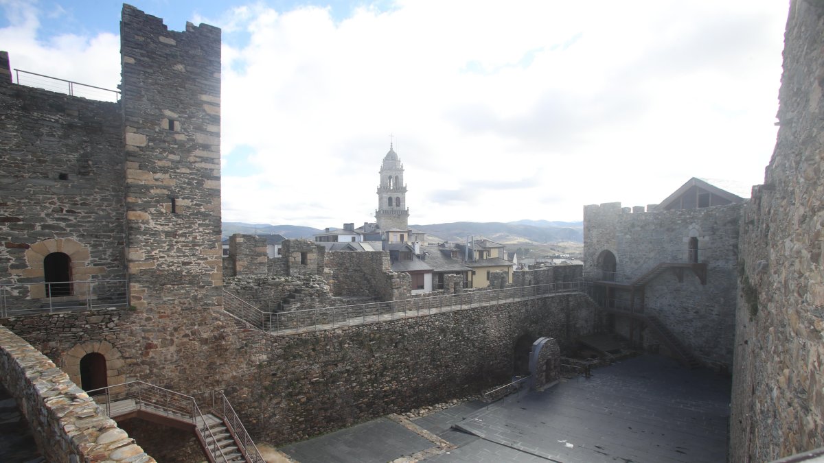 El Castillo de Ponferrada, en una imagen reciente.