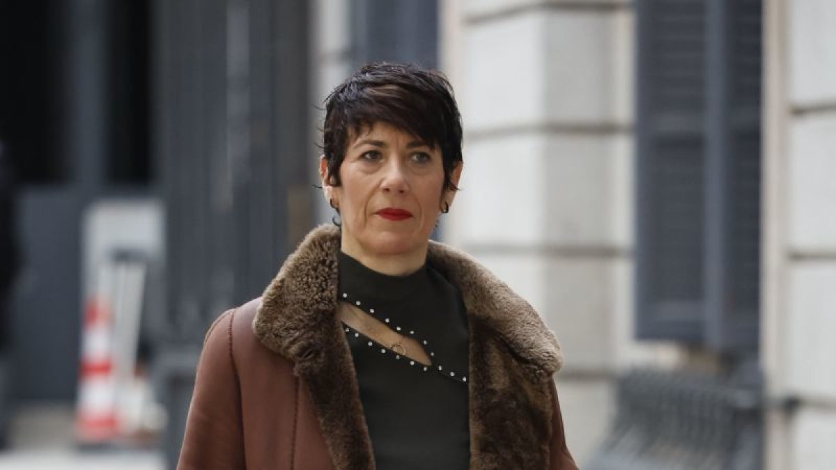 Elma Sáiz, ministra de Seguridad Social. Mariscal