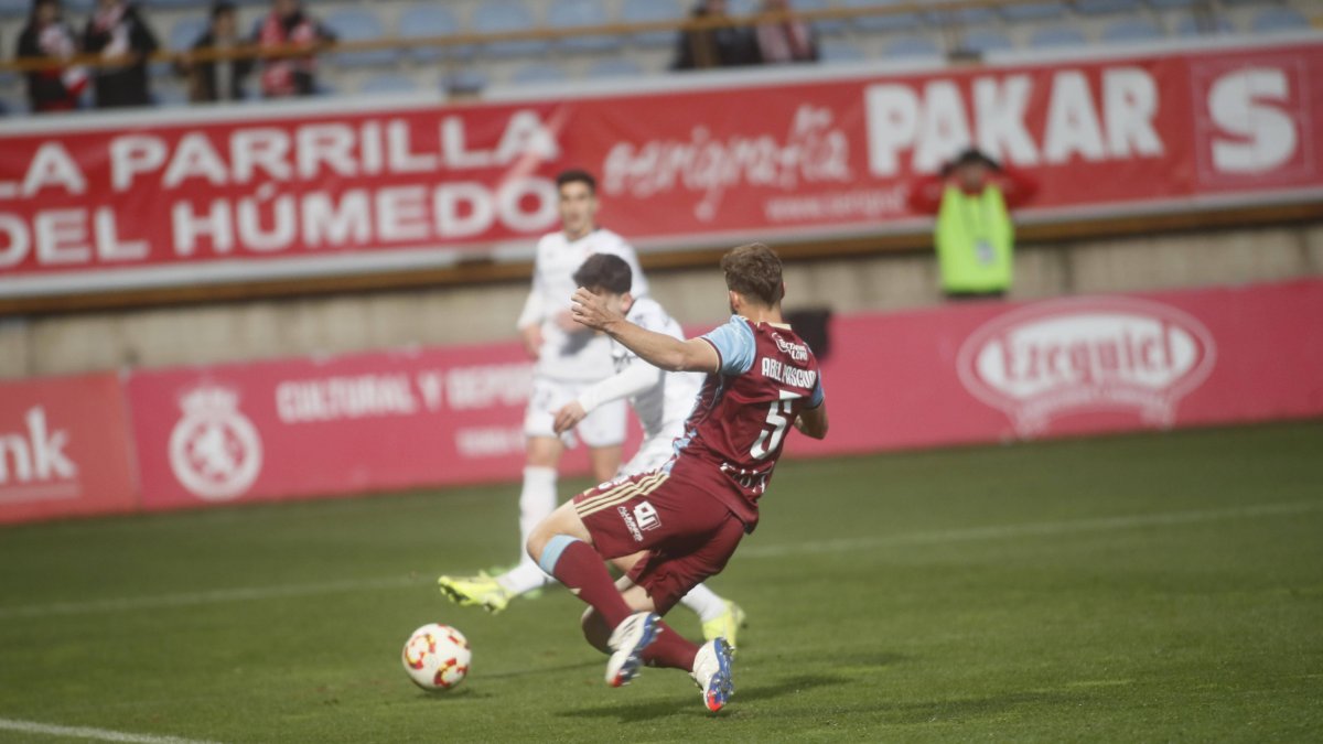 La Cultural cayó contra todo pronóstico frente a la Gimnástica Segoviana.