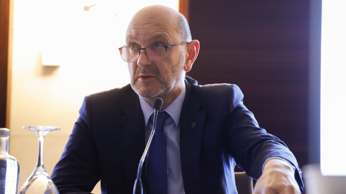 Rafael Louzán, elegido presidente de la Real Federación Española de Fútbol (RFEF), en imagen de Archivo. EFE/ Blanca Millez