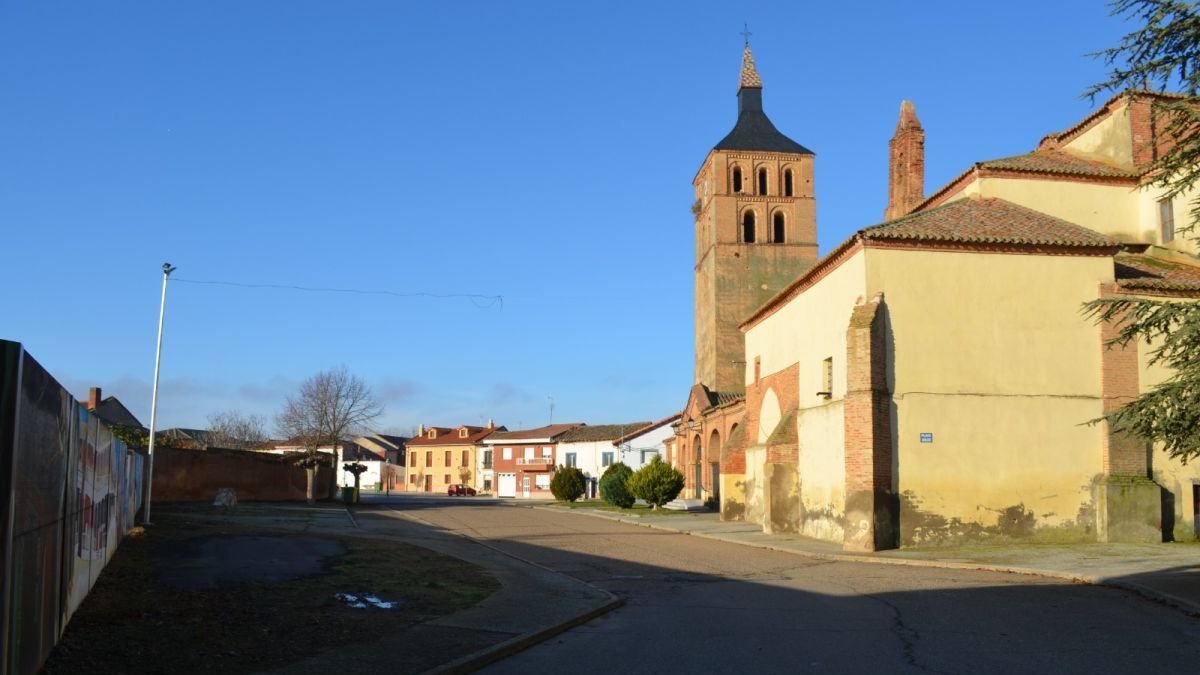 La intervención se realizará en la torre de la iglesia parroquial de Villademor. MEDINA