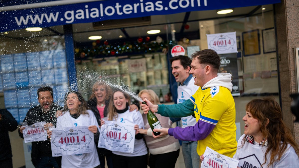 Empleados de la administración situada en la Ronda de Sant Ramon