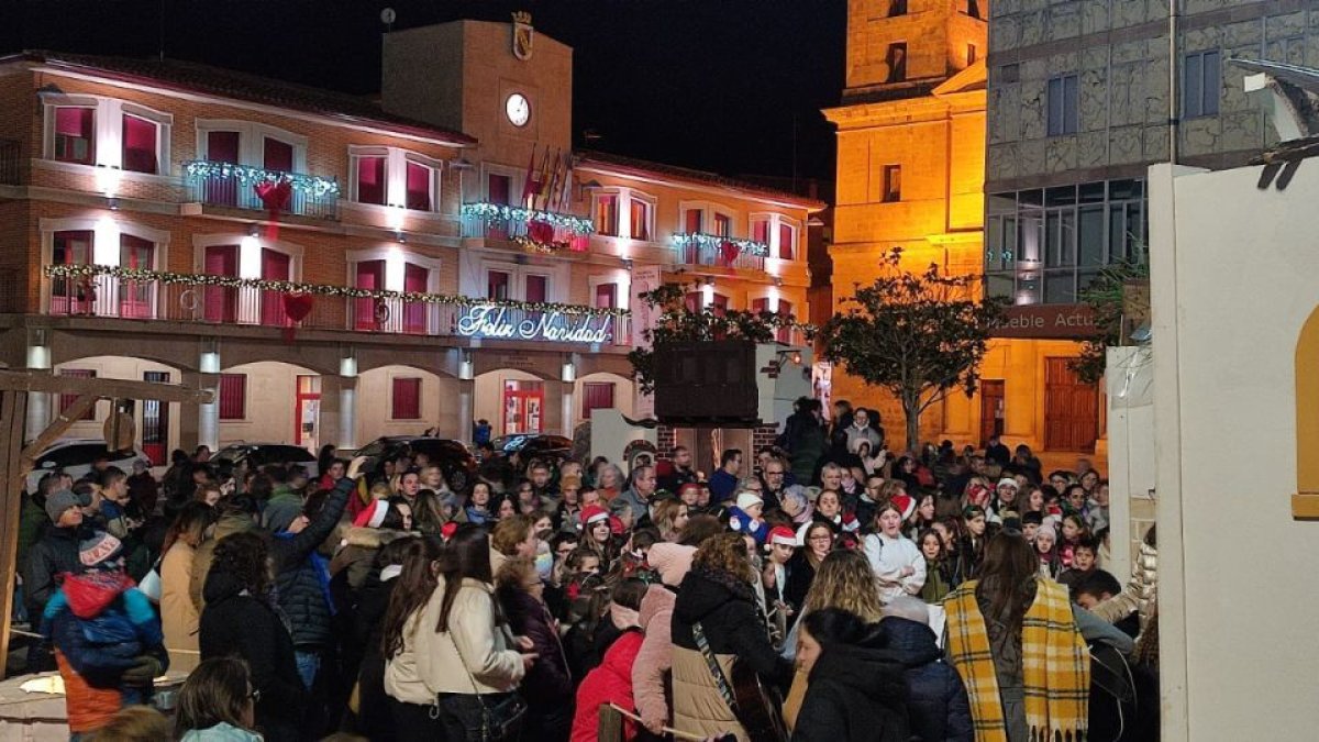 El pasado fin de semana se celebró la Nochevieja anticipada. dl (El Concierto de Navidad fue el fin de semana. dl)