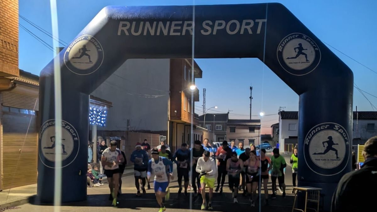 La categoría absoluta en el momento de darse la salida. ANTONIO TIRADOS