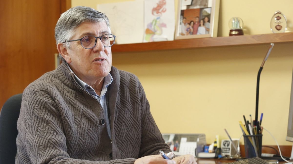 Cayetano Franco, presidente del Ademar, termina su tercer mandato al frente del club a finales de esta temporada. fernando Otero