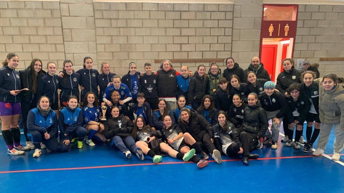 Las campeonas fueron las del Sport Bernesga. DL