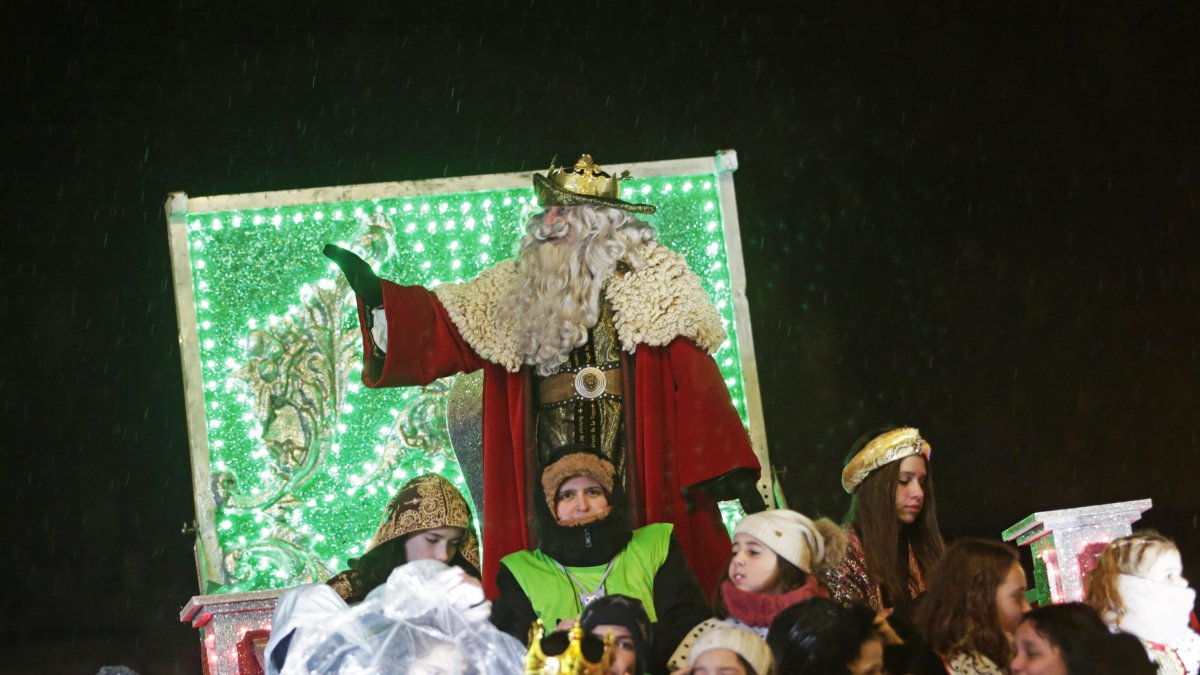 Cabalgata de los Reyes Magos en León.