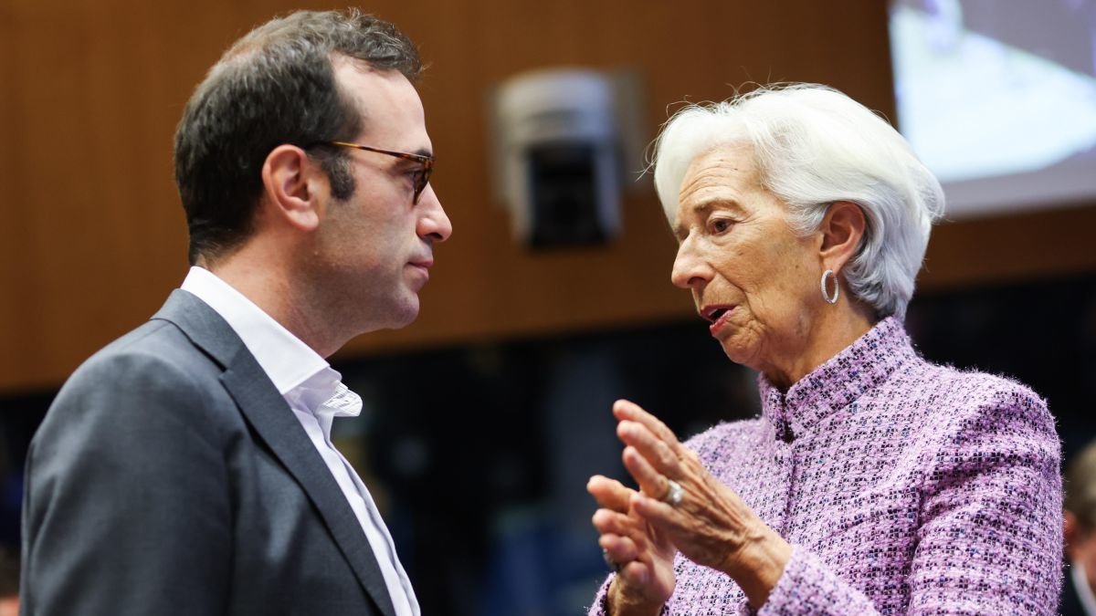 Carlos Cuerpo con Christine Lagarde en Bruselas. oliver hoslet