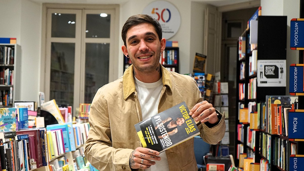  Víctor Elías cuenta en una entrevista con Efe su historia de vida. EFE/ María Alonso