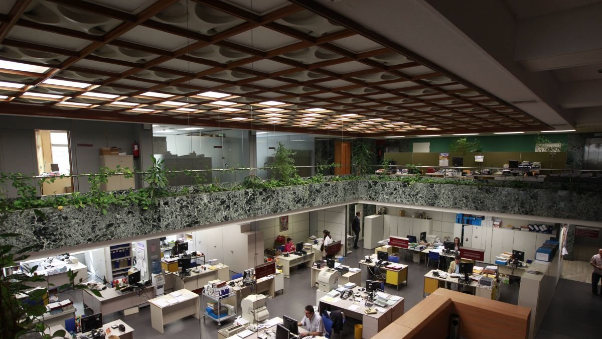 Los empleados públicos suben un 0,5% su salario desde enero de 2024. j. f. salvadores