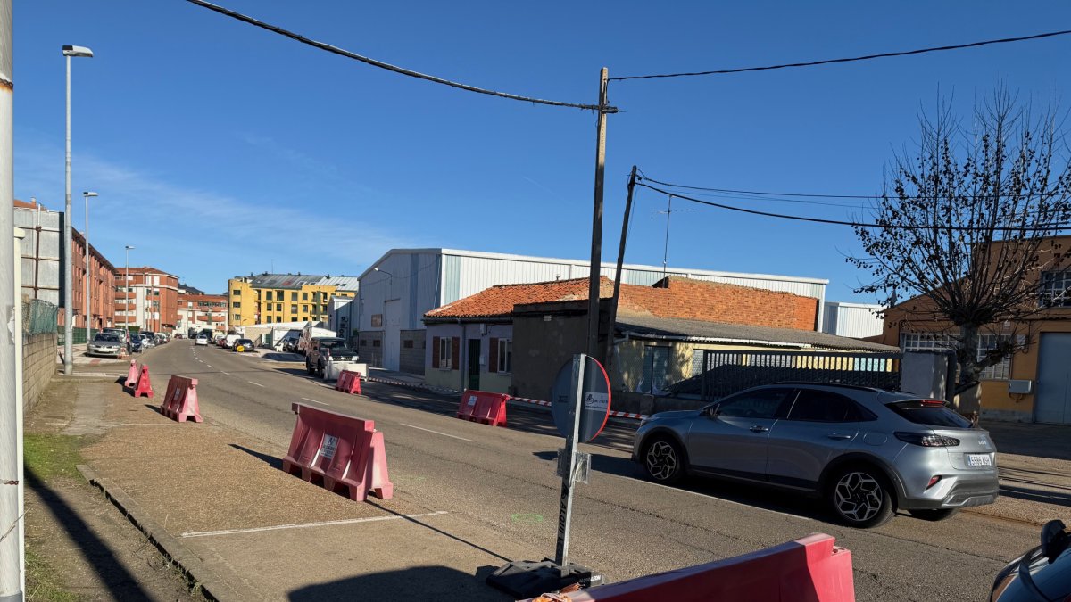 Obras del Plan de Acerado en San Andrés del Rabanedo.