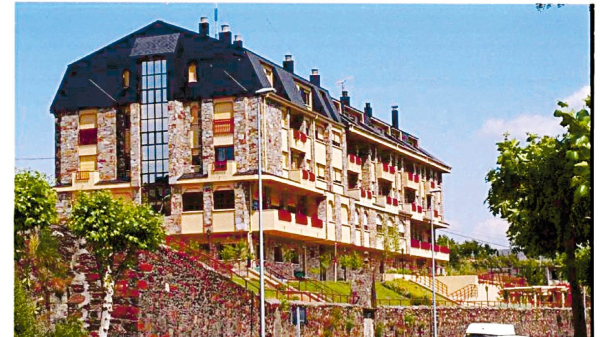 Residencia El Santo de Bembibre.