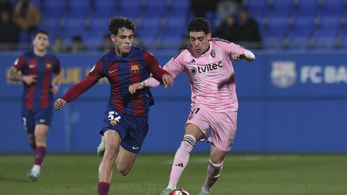 Raúl Dacosta, que hoy será rival, marcó para la Deportiva hace 13 meses en el Johan Cruyff (1-1). DL
