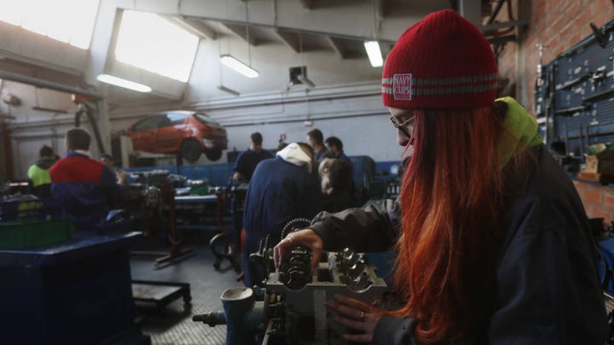 La tasa de inserción laboral de los titulados de fp en león alcanza el 84,3%