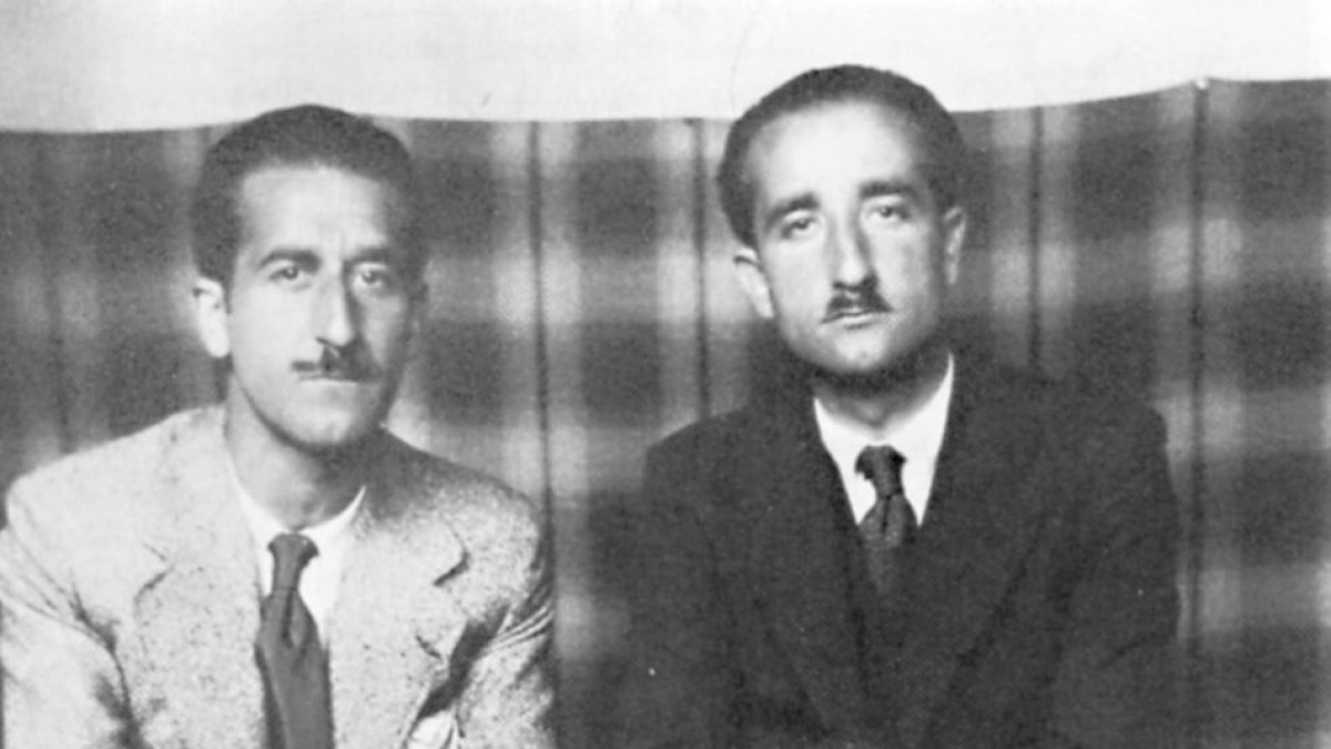 Juan y Lepoldo Panero, en una de las pocas fotos juntos. ARCHIVO