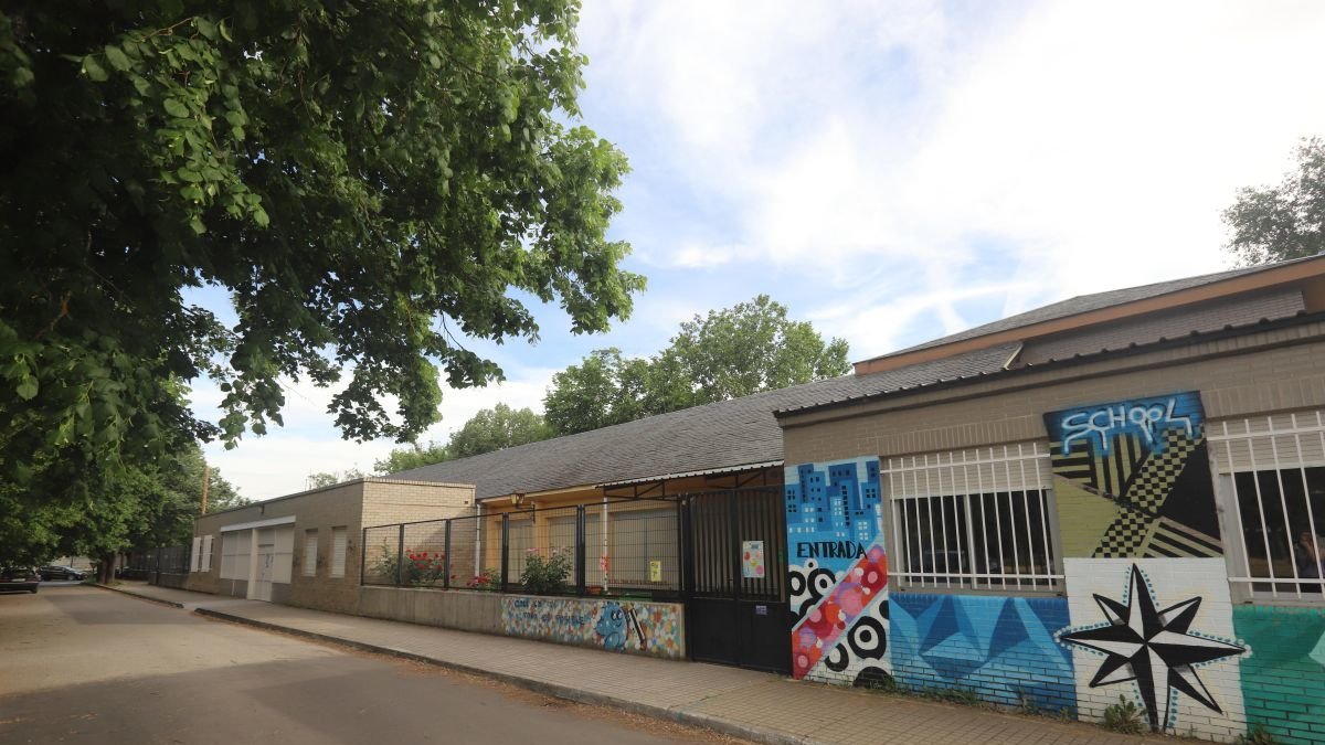 Colegio Compostilla, en una imagen de archivo. ANA F. BARREDO