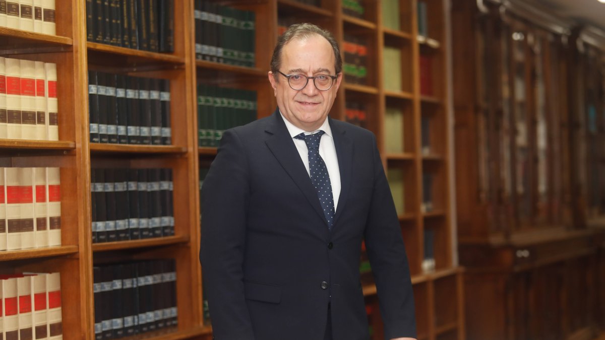 Fernando Rodríguez Santocildes es el decano de los abogados.