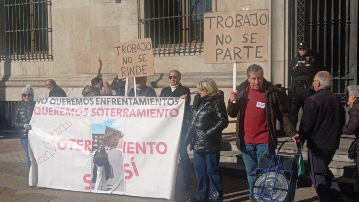 Una concentración por el soterramiento realizada hace unas semanas.