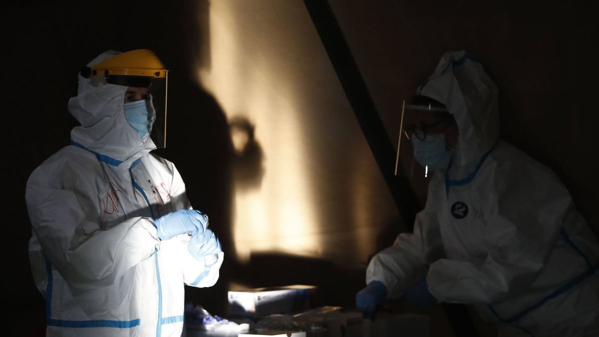 Cribado masivo en Cistierna en plena pandemia. J. F. SALVADORES