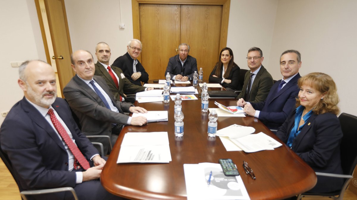 Jurado del premio Diario de León al Desarrollo Social y los Valores Humanos.