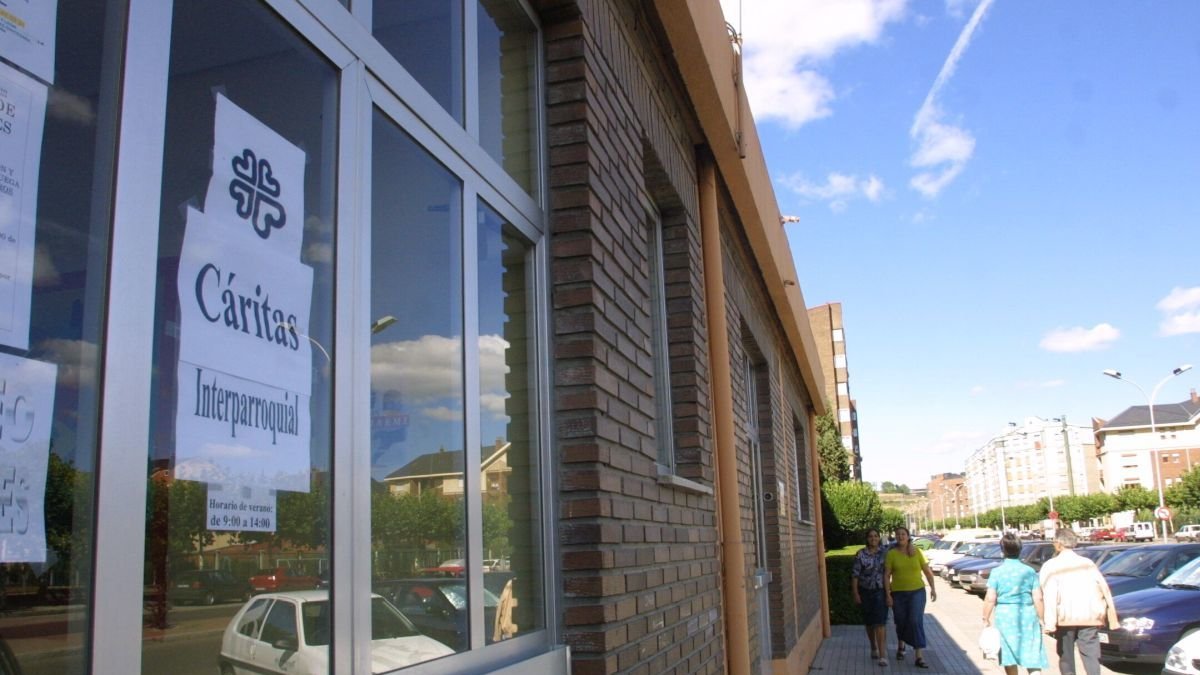 Cáritas abre en Ponferrada una oficina de colocación de parados