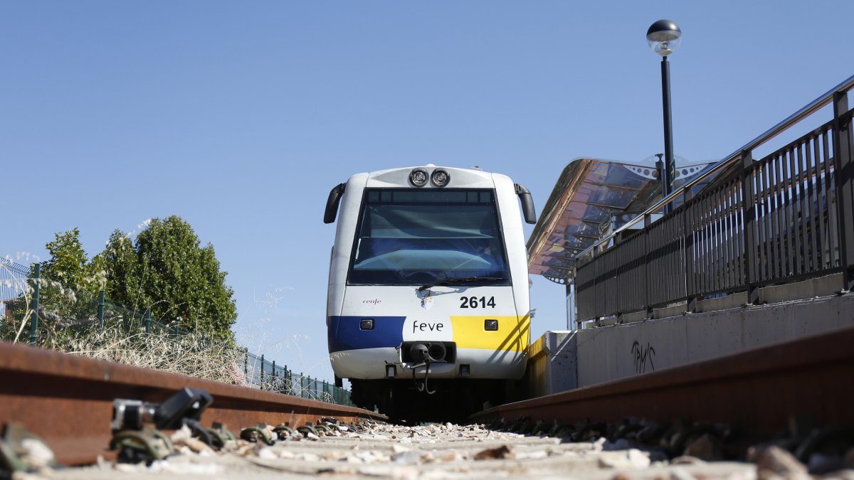 Tramo de lal FEVE entre la estación de La Asunción, Las Ventas y San Mamés.