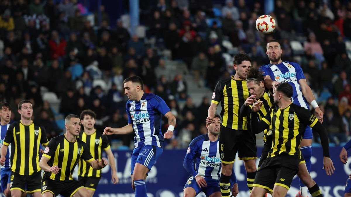 Barakaldo CF y Arenteiro pueden quitarle la 3ª plaza.