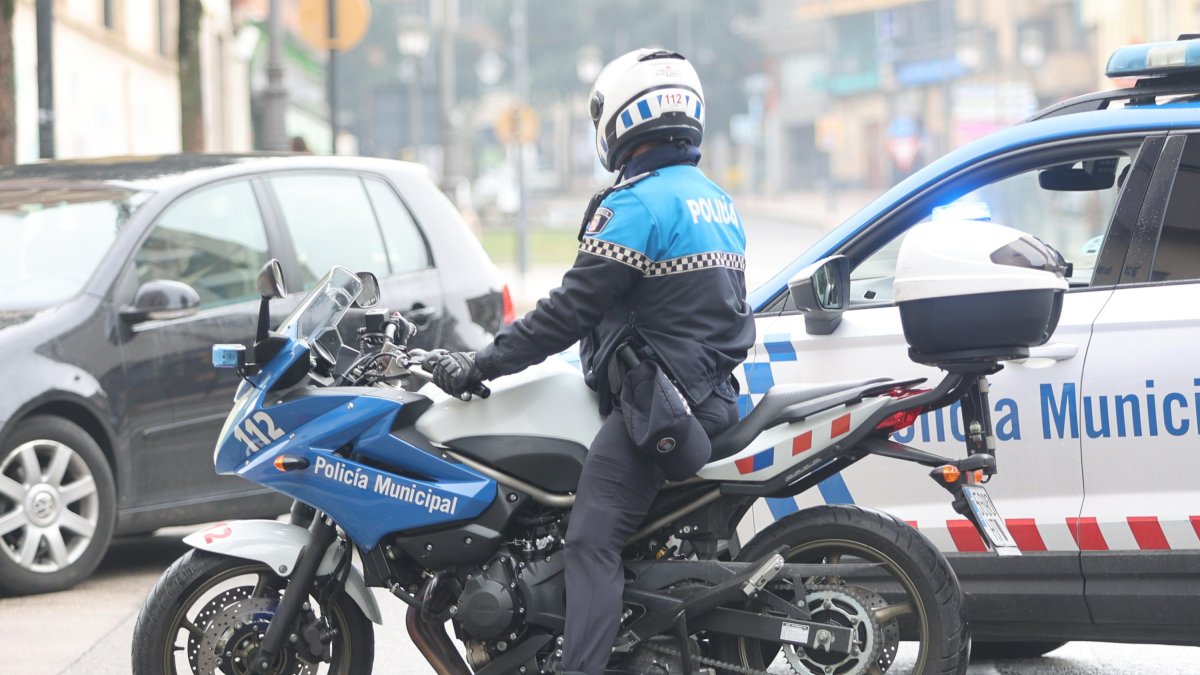Imagen de un agente de la Policia Municipal de Ponferrada.