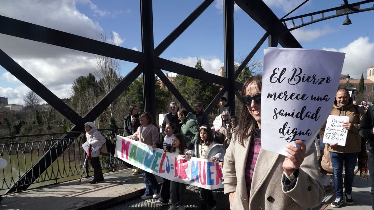 Un momento de la manifestación ayer sábado por las calles de Valladolid.