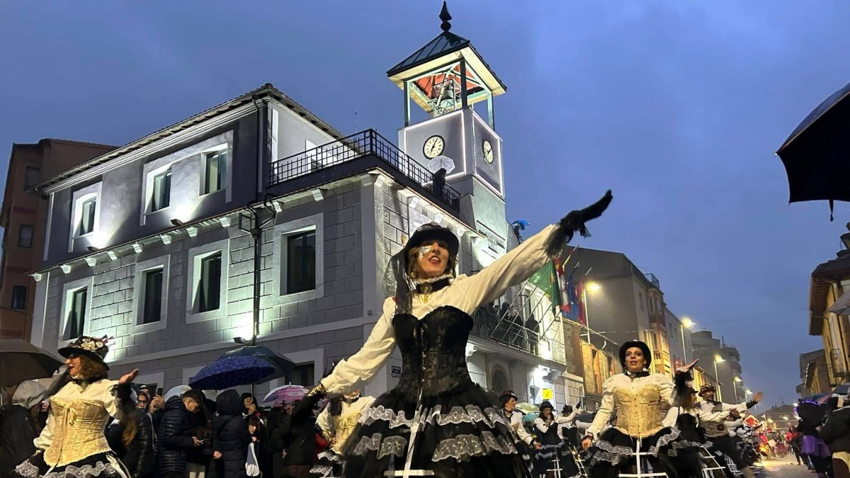Don Carnal disfruta en La Robla