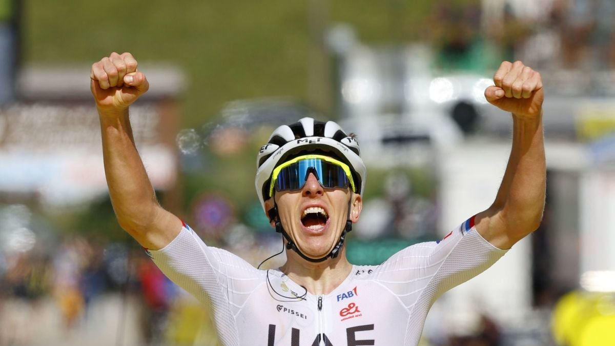 Tadej Pogacar subió al segundo peldaño de la Vuelta en 2019. Seis años después su reto pasará por escalar hasta el primero.