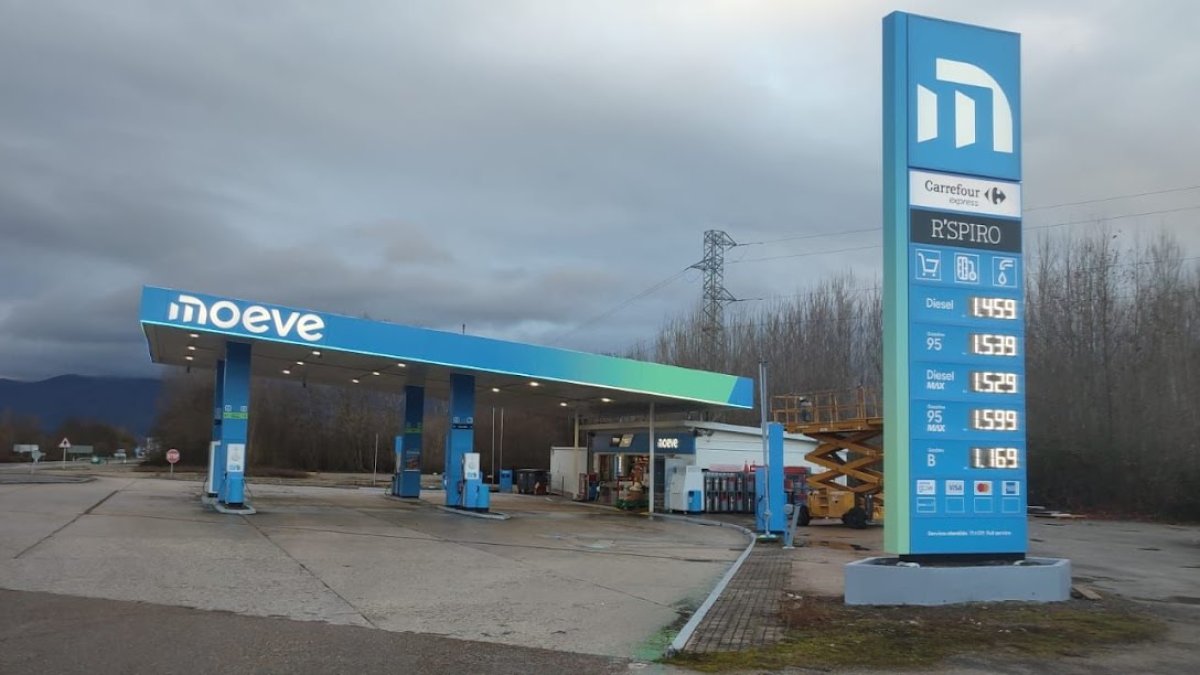 Estación de servicio en la que se produjo la agresión, en la carretera N-VI