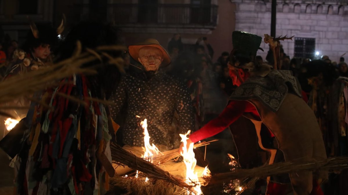 El Entroido Berciano recreó el carnaval más tradicional en Ponferrada.