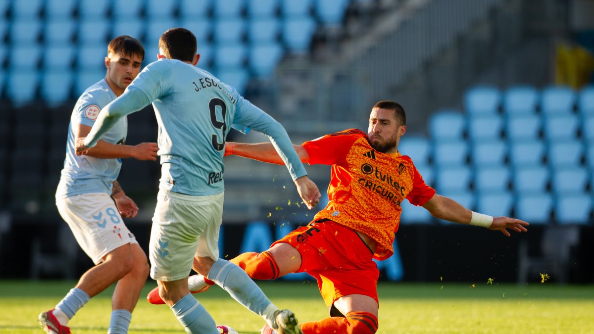 La Ponferradina consigue un meritorio empate en Balaídos.