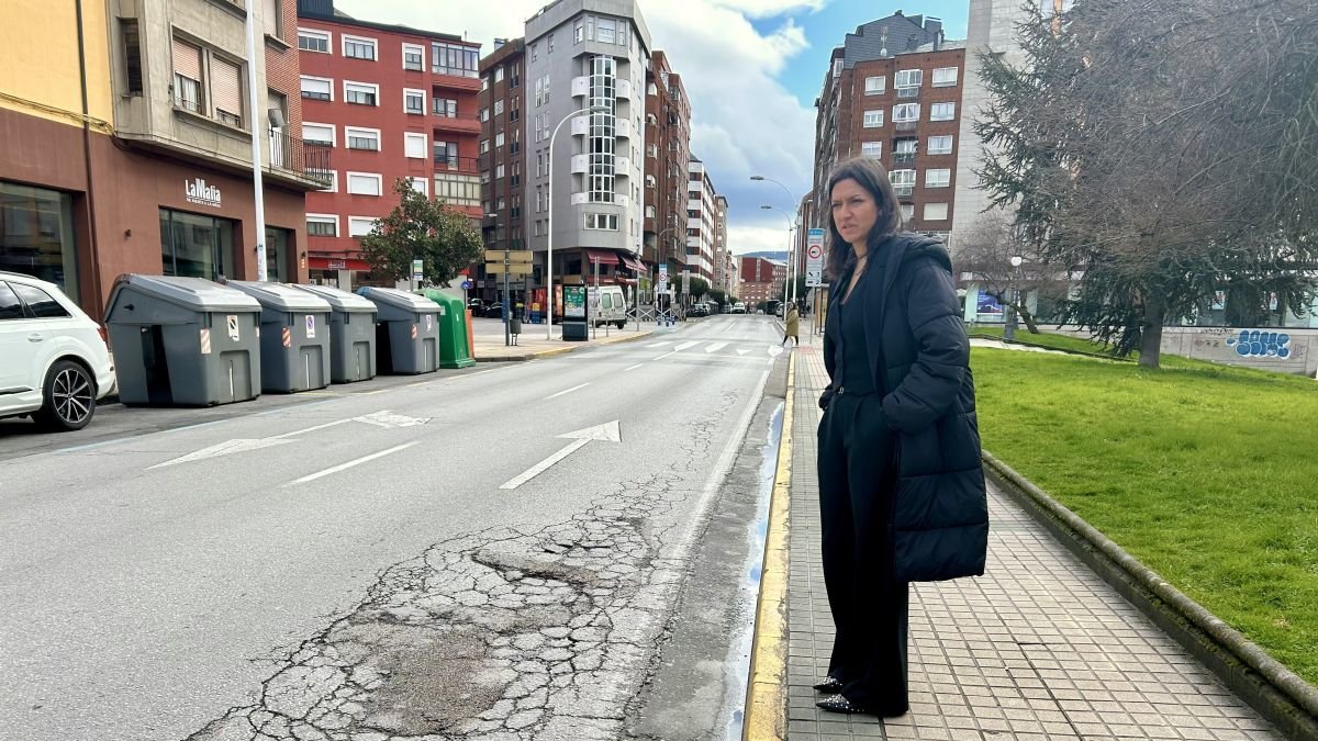 La concajala Lidia Coca, en el tramo afectado.
