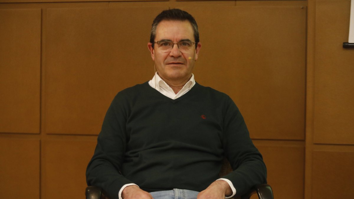 Pedro Guerra durante un Congreso de Economía en el Sur de León