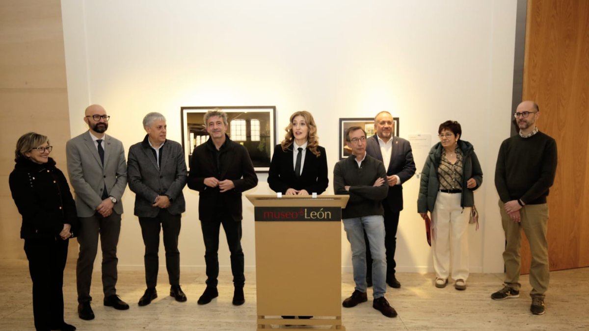 La viceconsejera de Acción Cultural en la inauguración de la exposición 'Ciertos deslumbramientos' este miércoles en el Museo de León