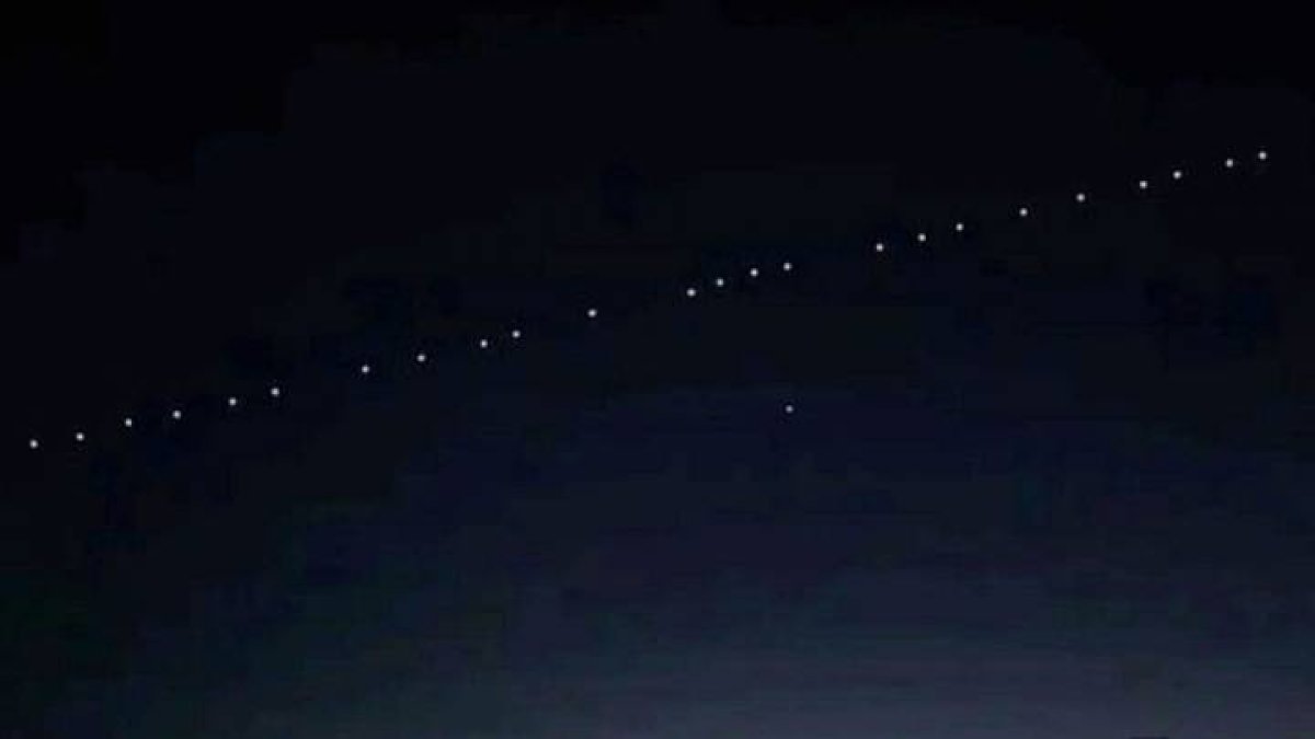 Las Starlink de Elon Musk son visibles en el espacio.