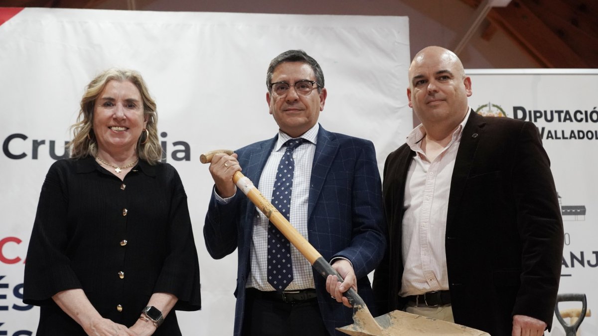 La presidenta autonómica de Cruz Roja, Rosa Urbón, durante el acto de reconocimiento a 21 empresas de Castilla y León por su solidaridad con los afectados por la DANA